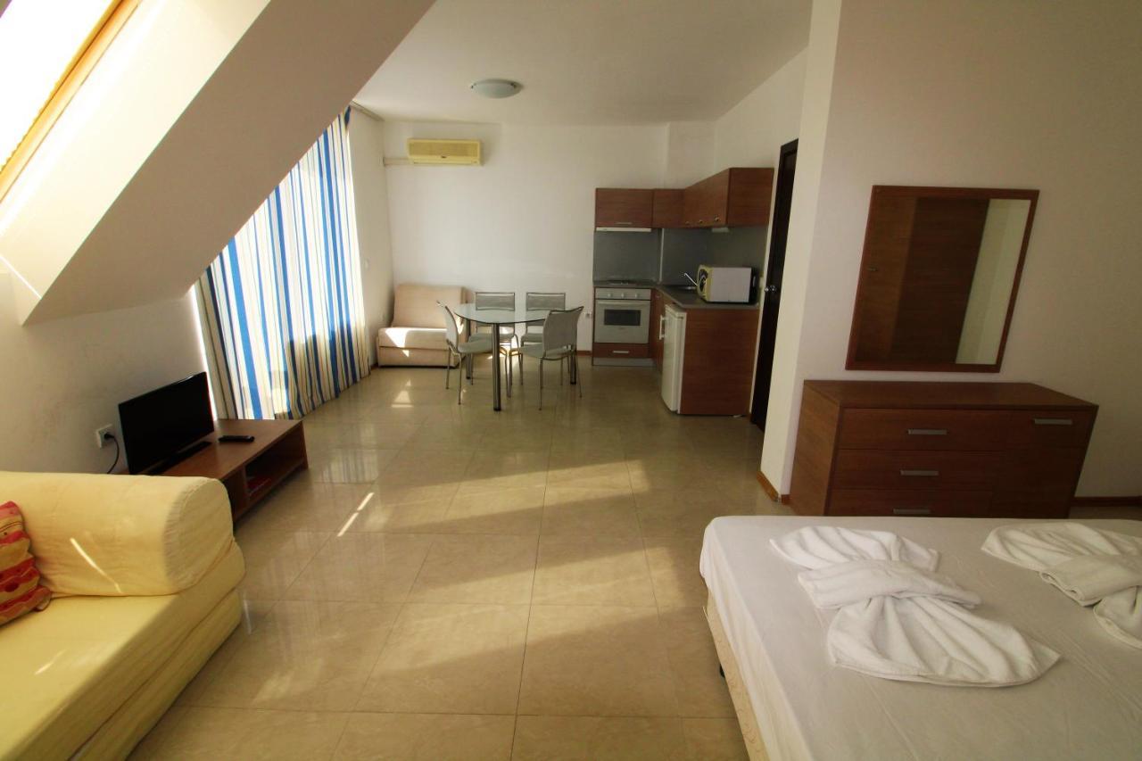 Menada Belle View Apartments Sveti Vlas Dış mekan fotoğraf