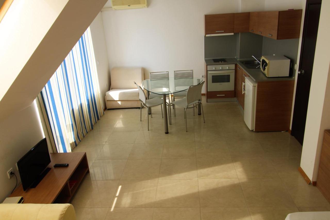 Menada Belle View Apartments Sveti Vlas Dış mekan fotoğraf