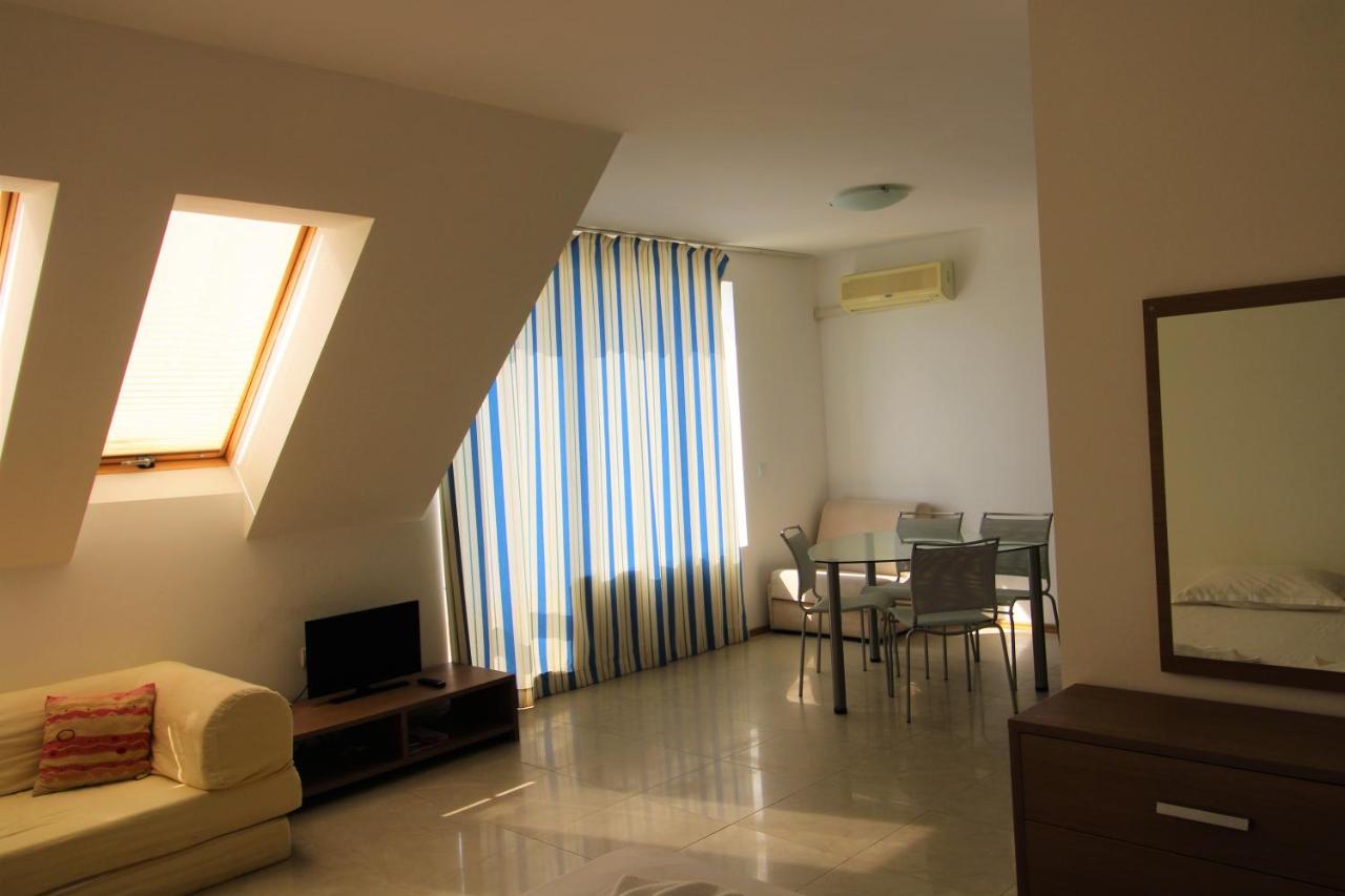 Menada Belle View Apartments Sveti Vlas Dış mekan fotoğraf