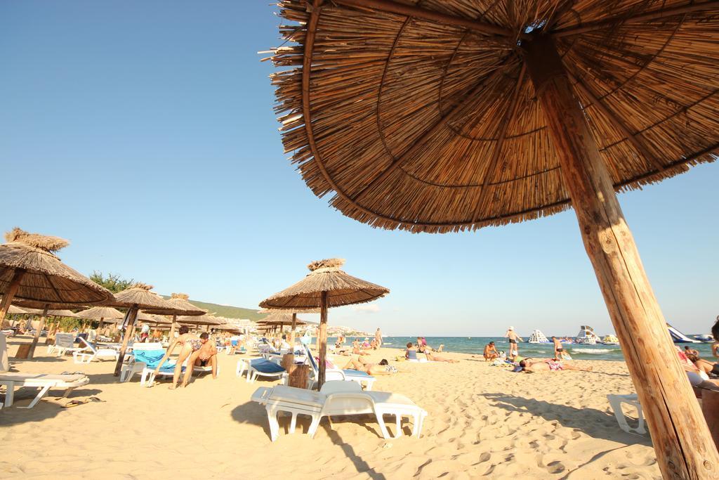 Menada Belle View Apartments Sveti Vlas Dış mekan fotoğraf