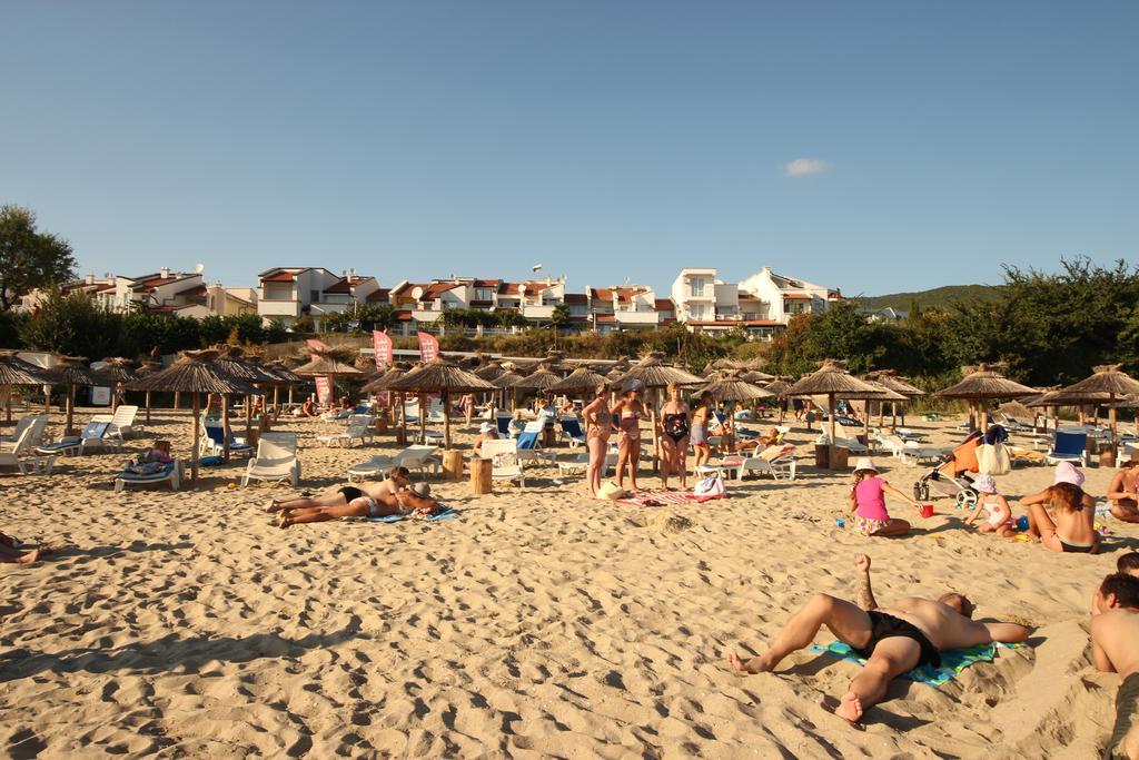 Menada Belle View Apartments Sveti Vlas Dış mekan fotoğraf
