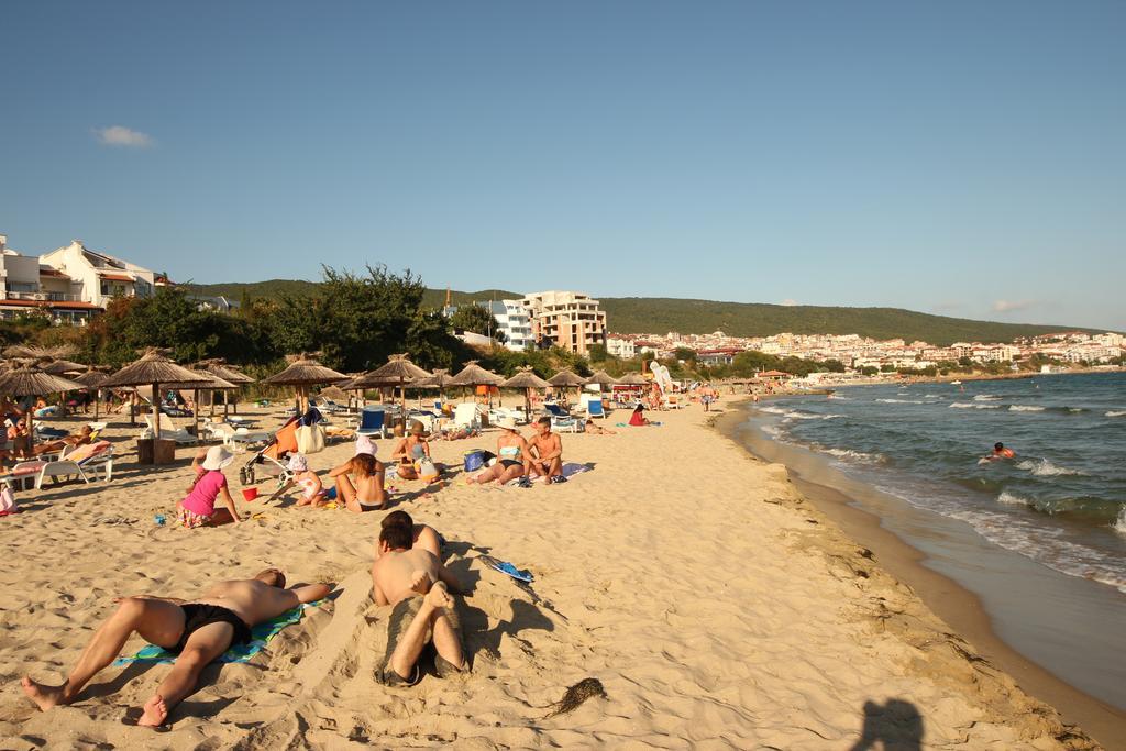 Menada Belle View Apartments Sveti Vlas Dış mekan fotoğraf