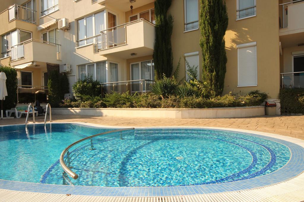 Menada Belle View Apartments Sveti Vlas Dış mekan fotoğraf